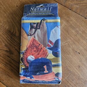 VARIETY OF SPORTS FOOTBALL BASEBALL HOCKEY PREPASTED WALLPAPER BORDER #NK74841DV